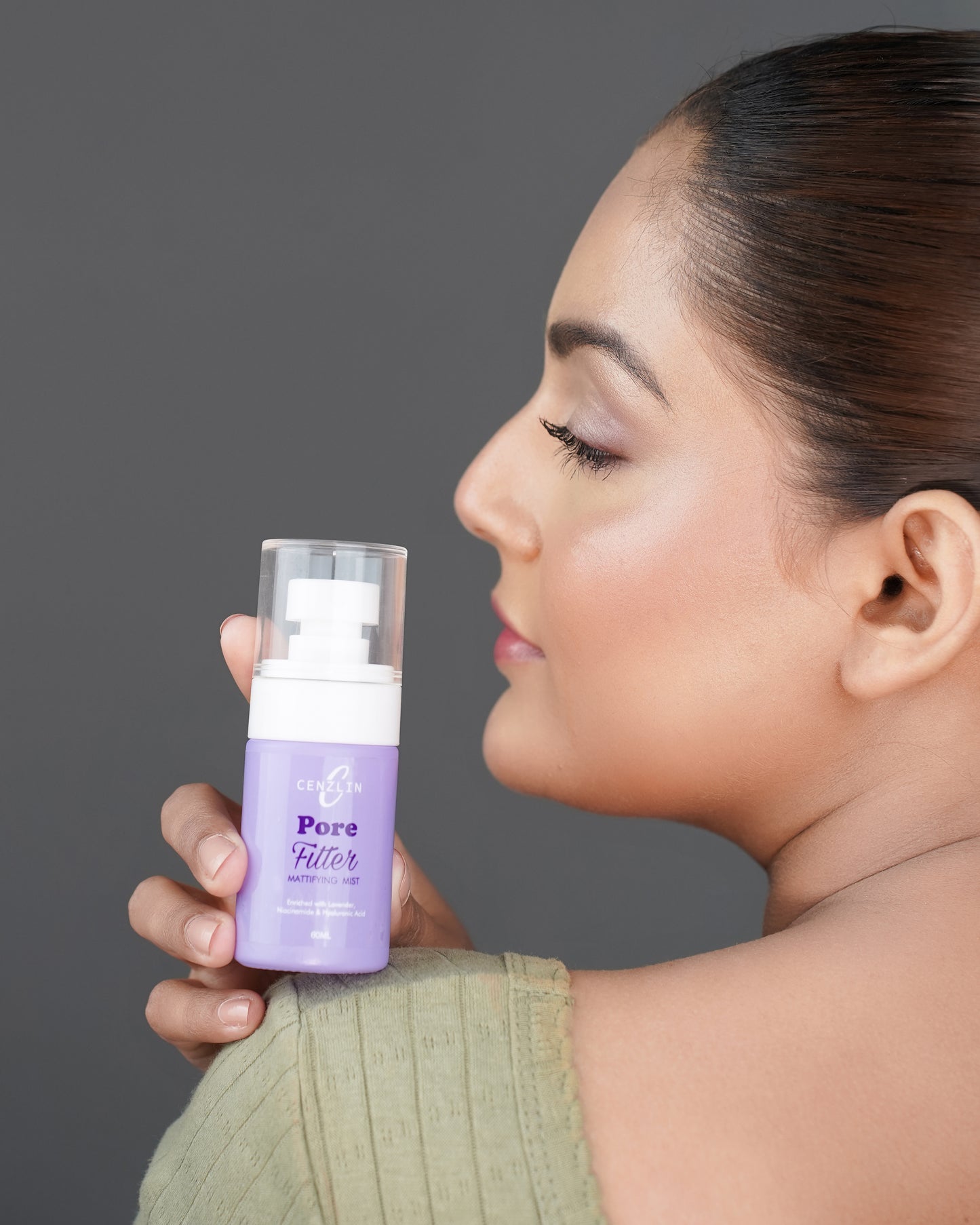Bye Bye Shine – Pore-Blurring Mist with Lavender & Niacinamide