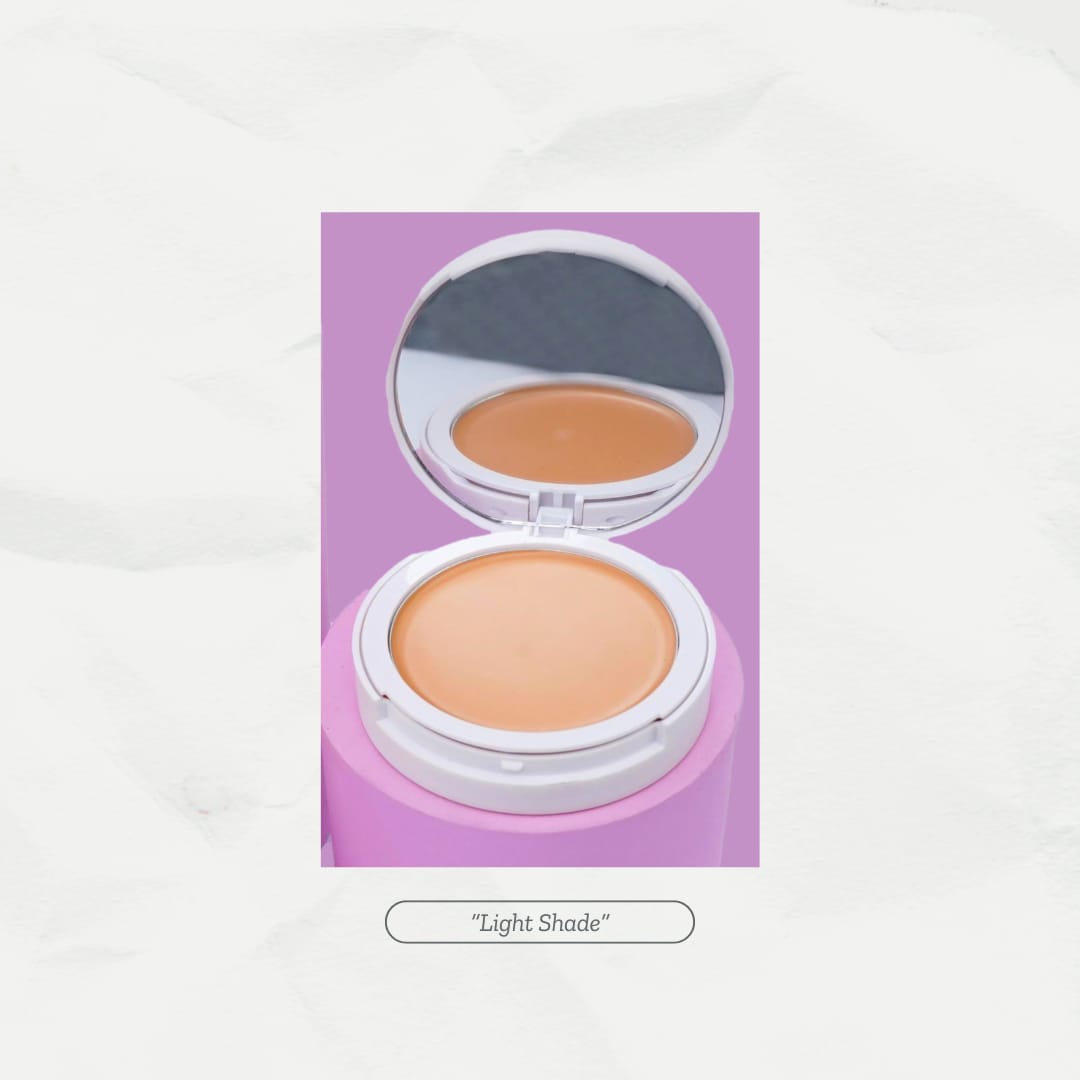 Pressed Perfection – Smooth, Matte Coverage On-the-Go
